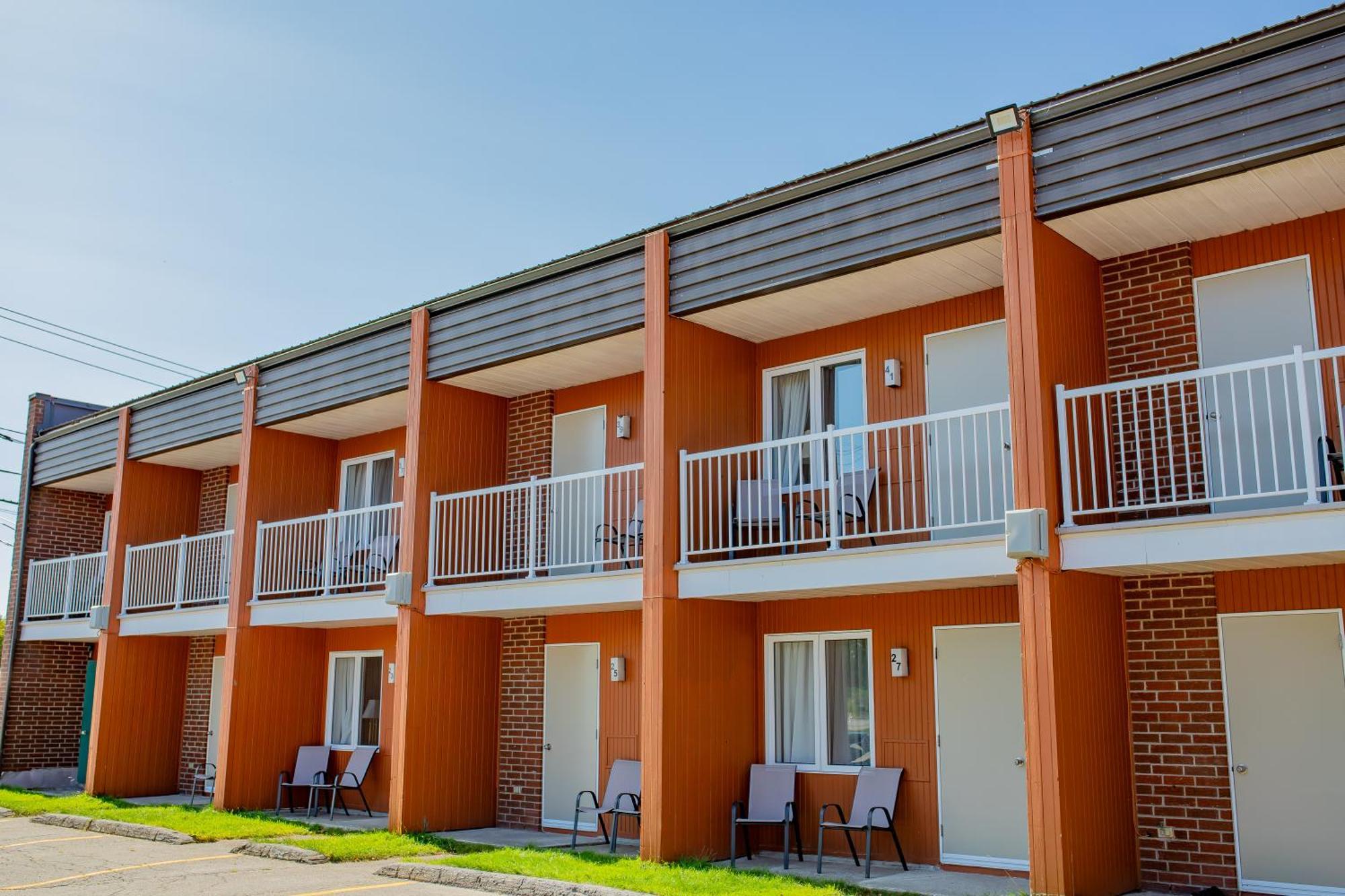 ليس إيسكومينس Complexe Hotelier Escoumins المظهر الخارجي الصورة